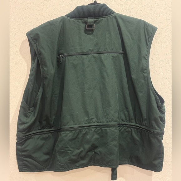 Field & Stream Forest Green Outdoor Vest - Picture 3 of 6